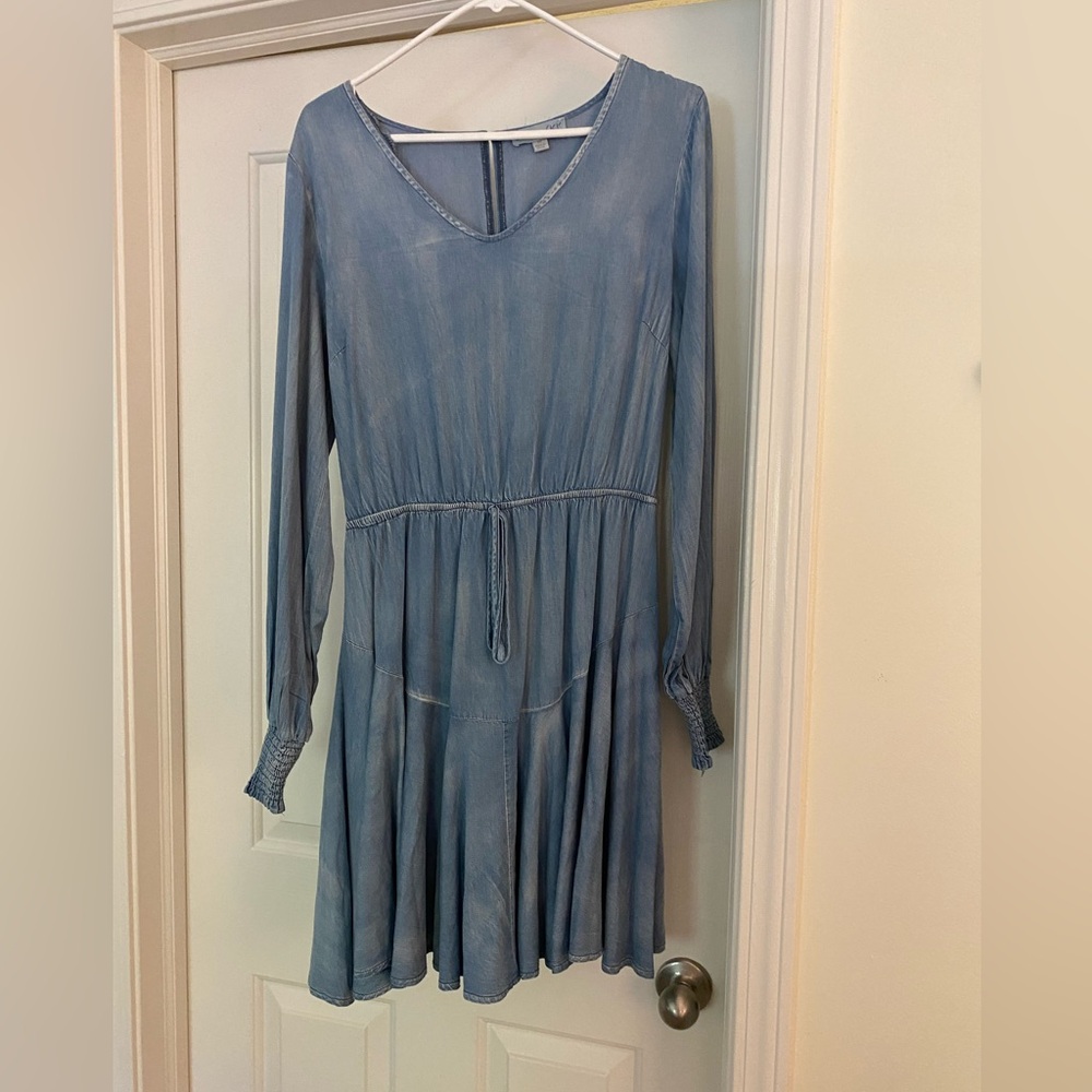 Adorable chambray dress.  Never worn! Perfect condition.